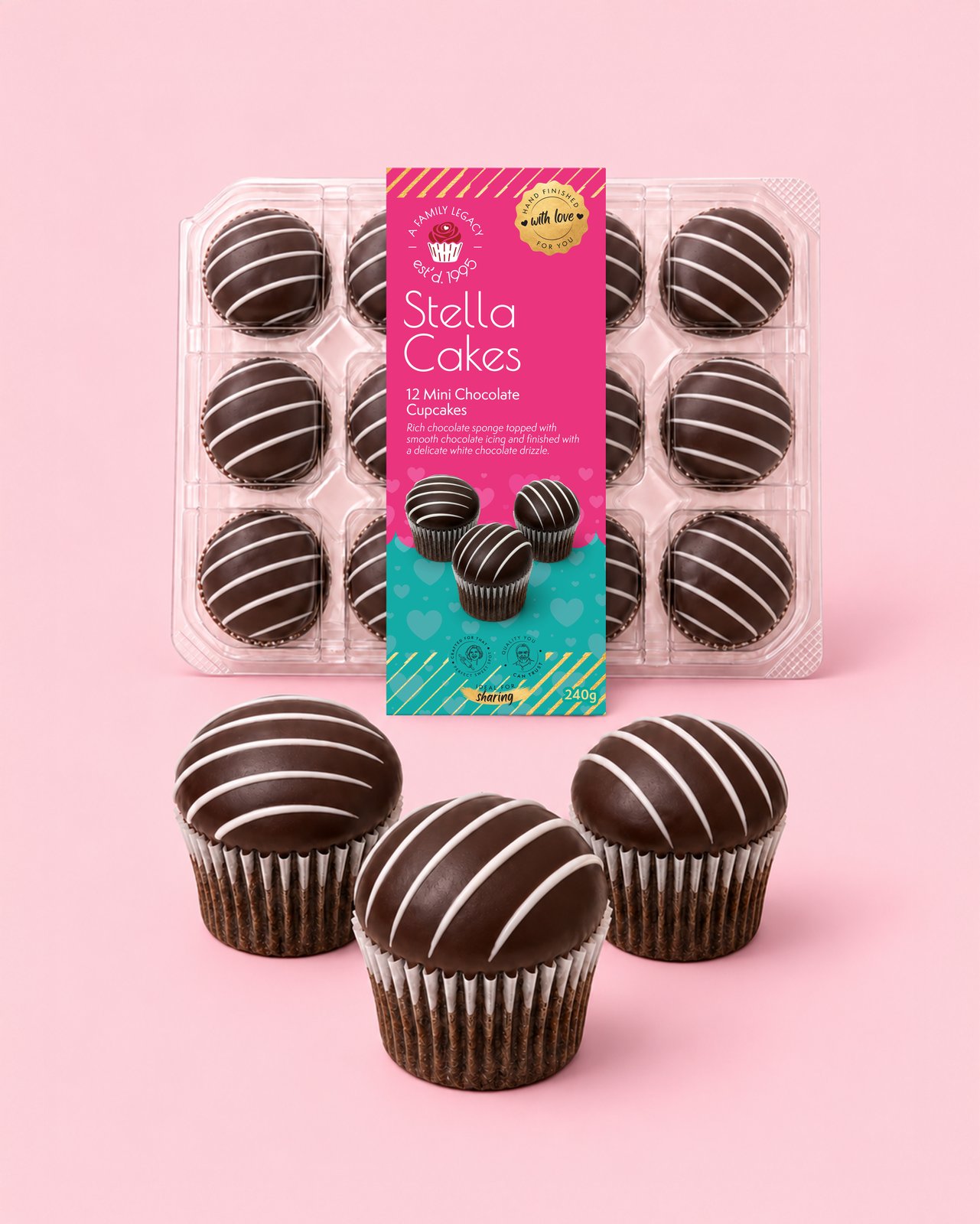 Mini Chocolate Cupcakes – White Chocolate Drizzle